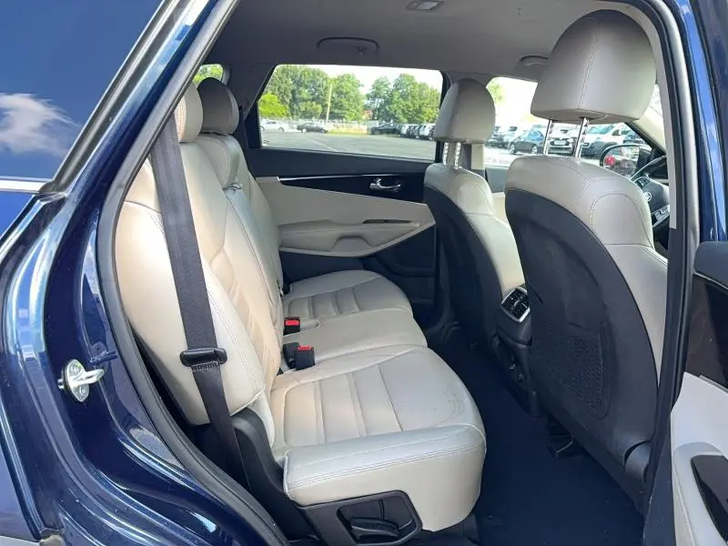 2019 KIA SORENTO EX V6  