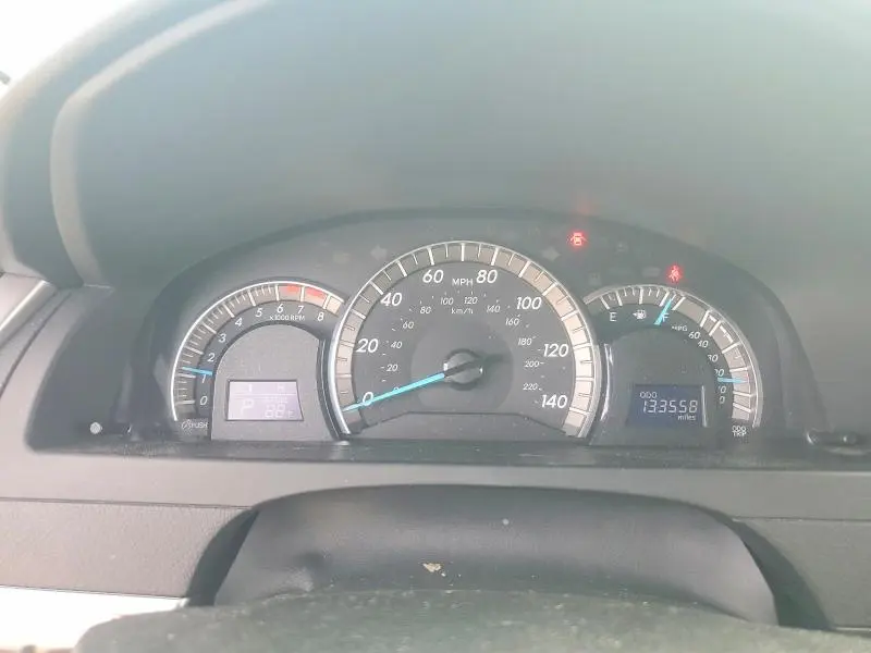 2012 TOYOTA CAMRY SE  