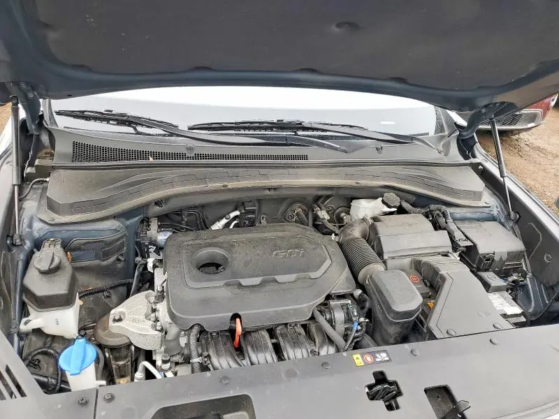 2020 HYUNDAI SANTA FE SE  