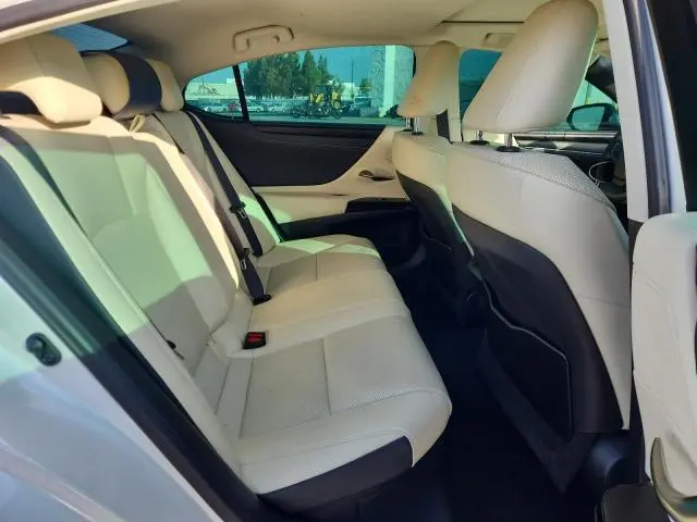 2022 LEXUS ES 300H BASE  