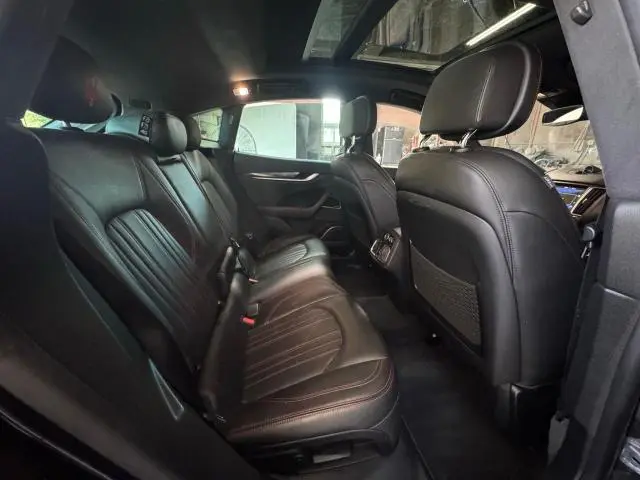 2017 MASERATI LEVANTE S LUXURY  