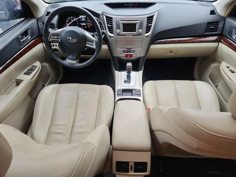 2013 SUBARU LEGACY 2.5I LIMITED  