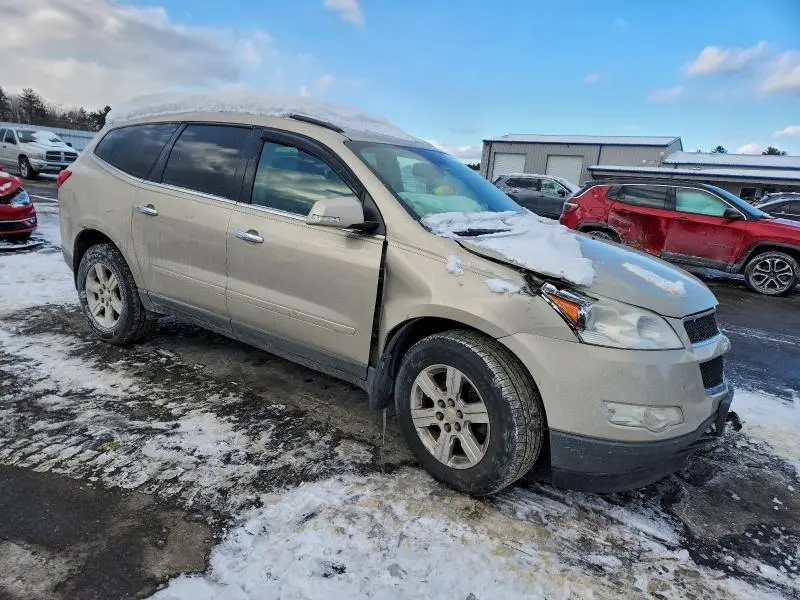 2012 CHEVROLET TRAVERSE LT  