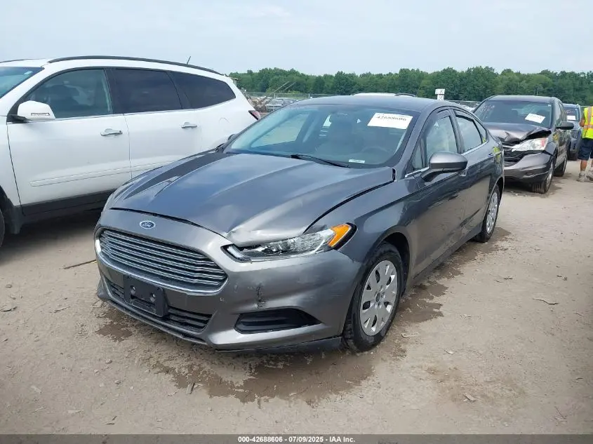 2013 FORD FUSION S