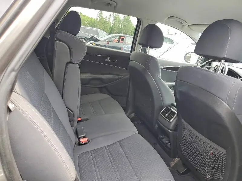 2018 KIA SORENTO LX TURBO  