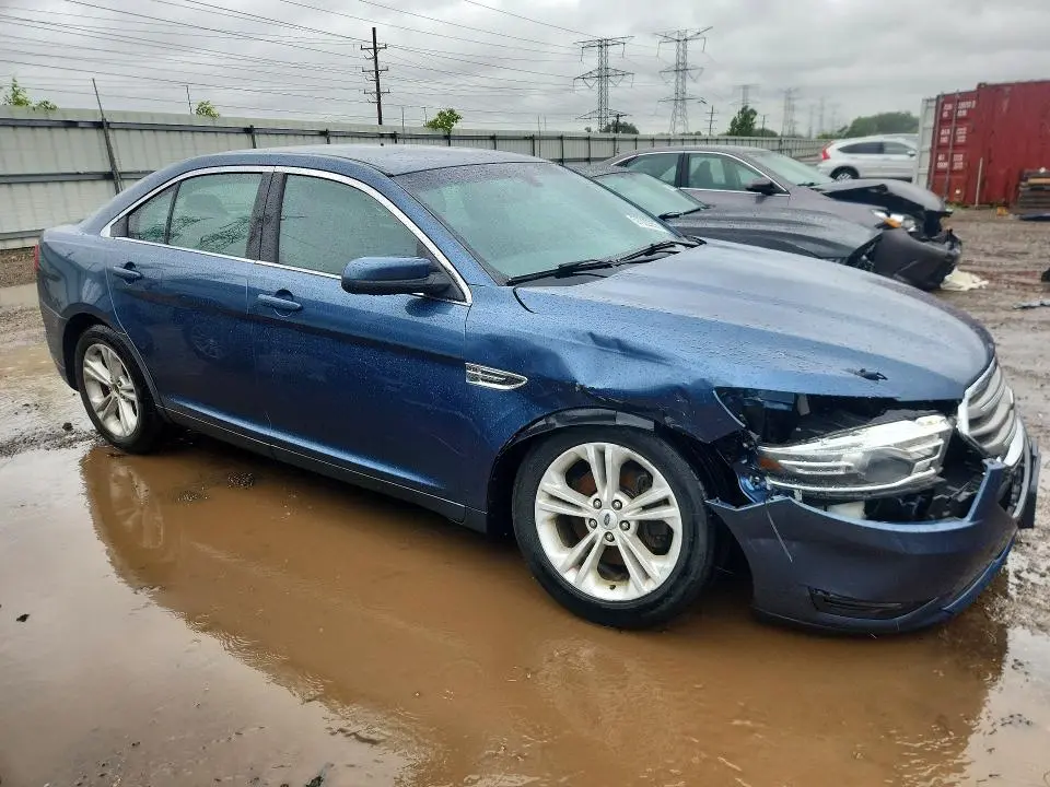 2018 FORD TAURUS SEL  
