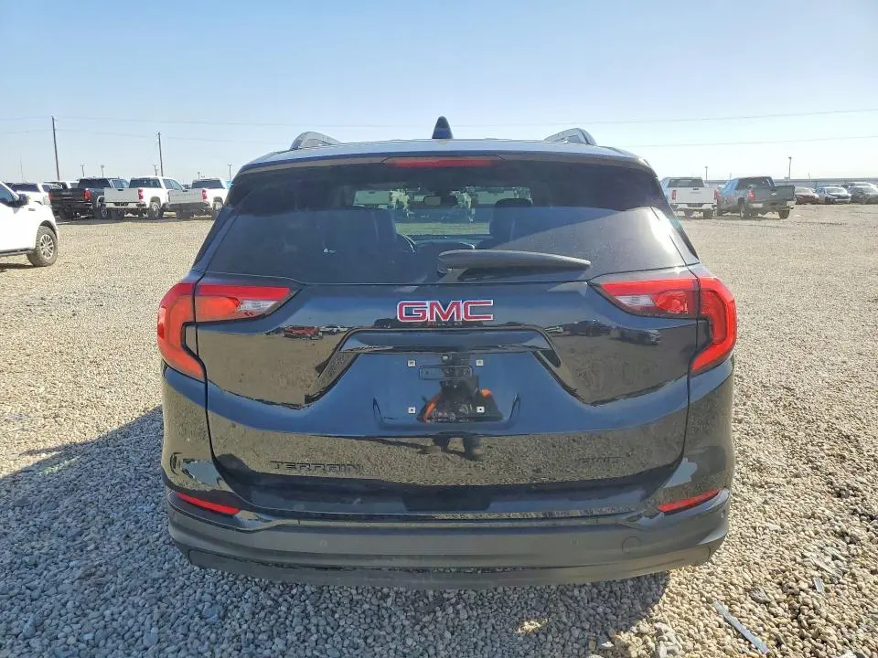 2021 GMC TERRAIN SLT  