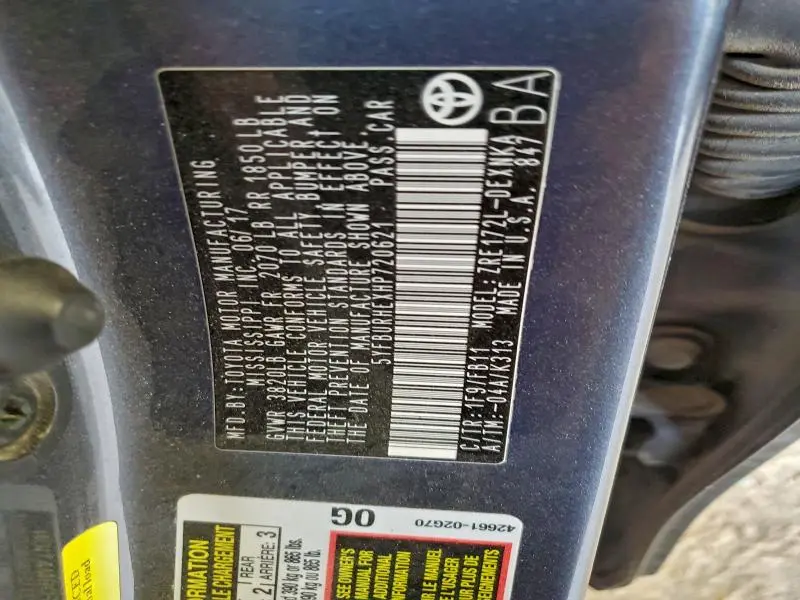 2017 TOYOTA COROLLA LE  