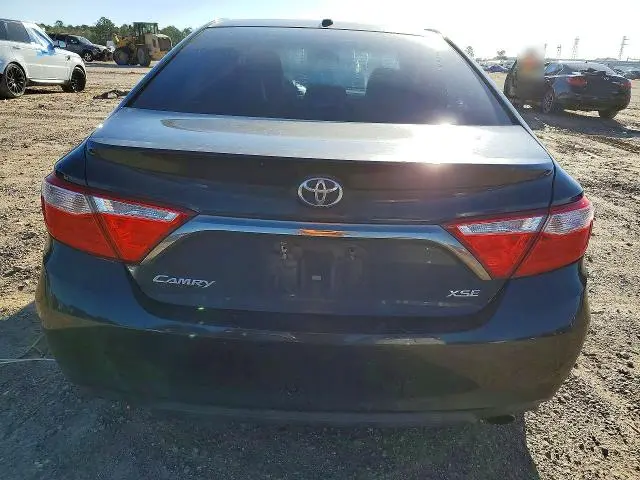 2015 TOYOTA CAMRY XSE  