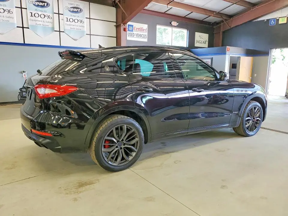 2019 MASERATI LEVANTE S SPORT  