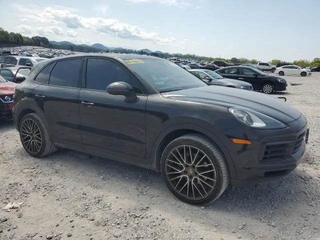 2019 PORSCHE CAYENNE   