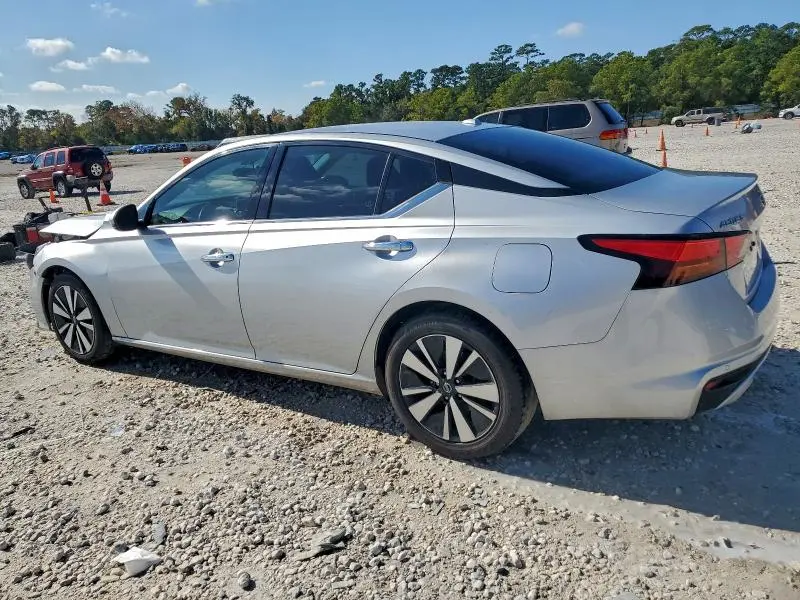 2019 NISSAN ALTIMA SV  