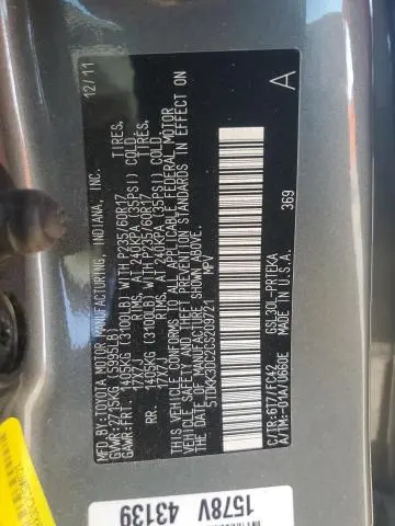 2012 TOYOTA SIENNA LE  