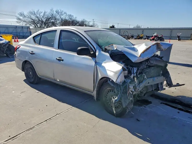 2015 NISSAN VERSA S  