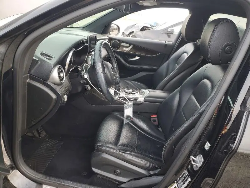 2019 MERCEDES-BENZ GLC 300  