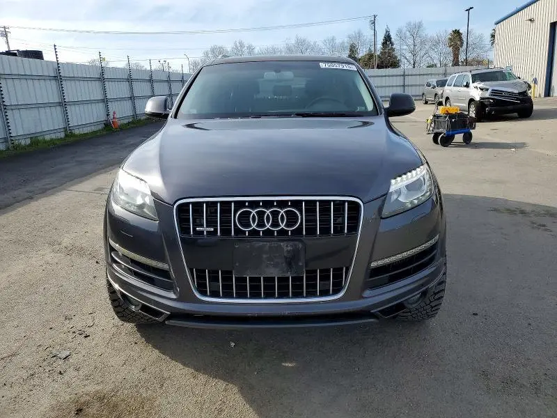 2010 AUDI Q7   