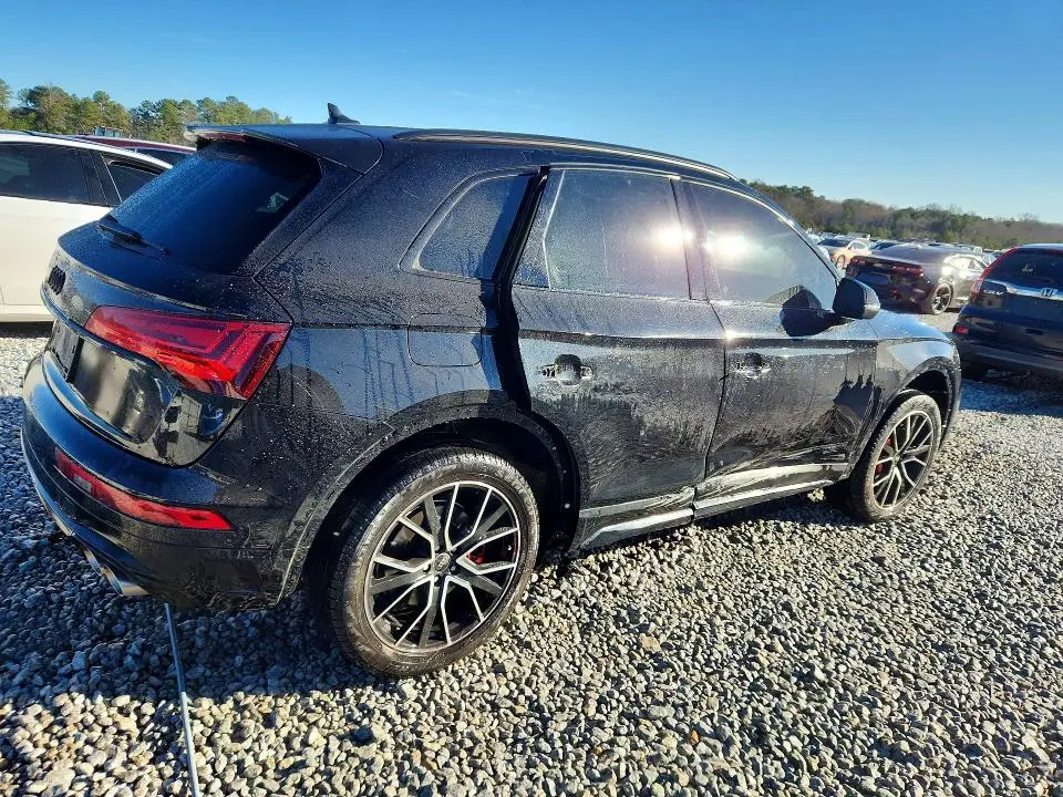 2025 AUDI SQ5 PREMIUM PLUS  