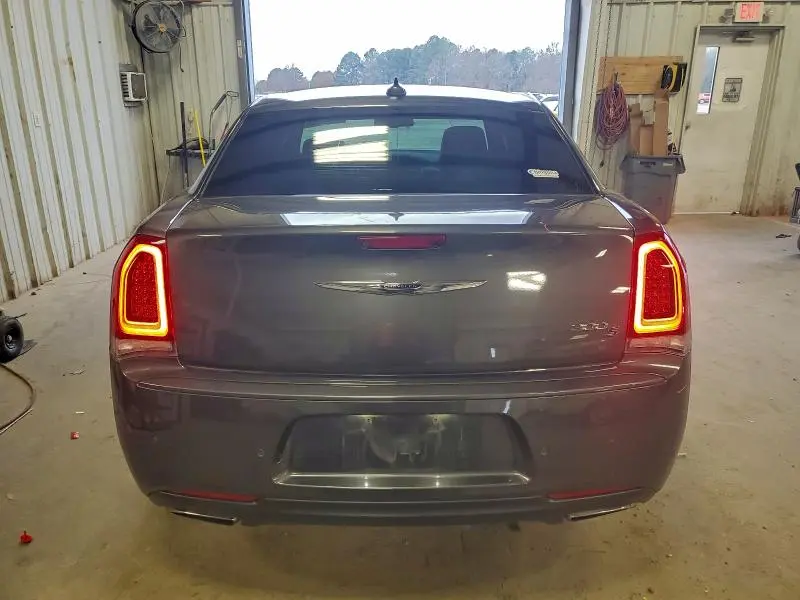 2018 CHRYSLER 300 S  