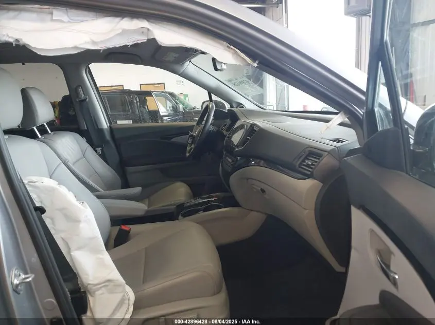 2022 HONDA PILOT AWD TOURING 7 PASSENGER