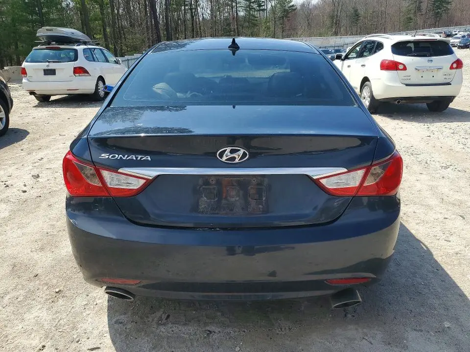 2013 HYUNDAI SONATA SE  