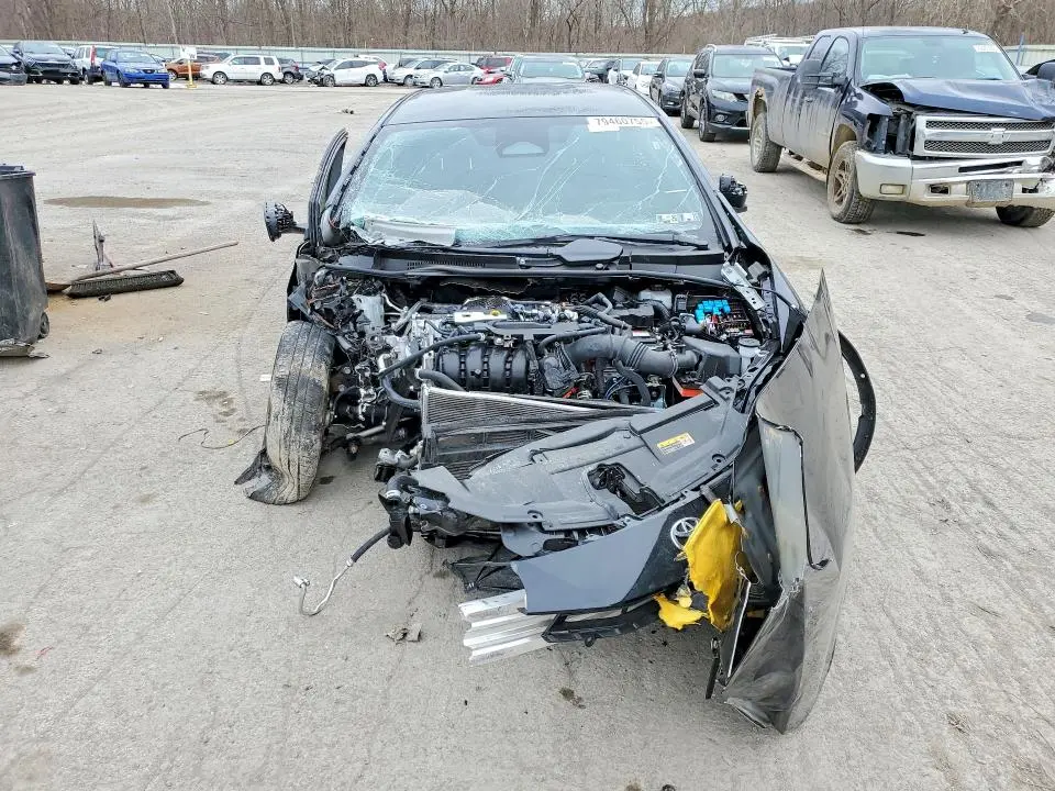 2025 TOYOTA PRIUS LE  