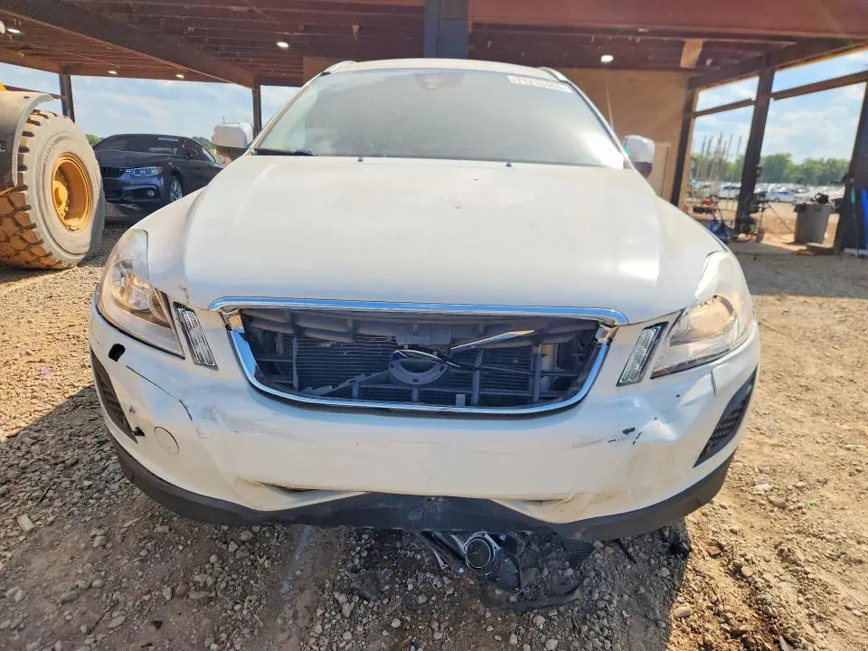 2013 VOLVO XC60 3.2  