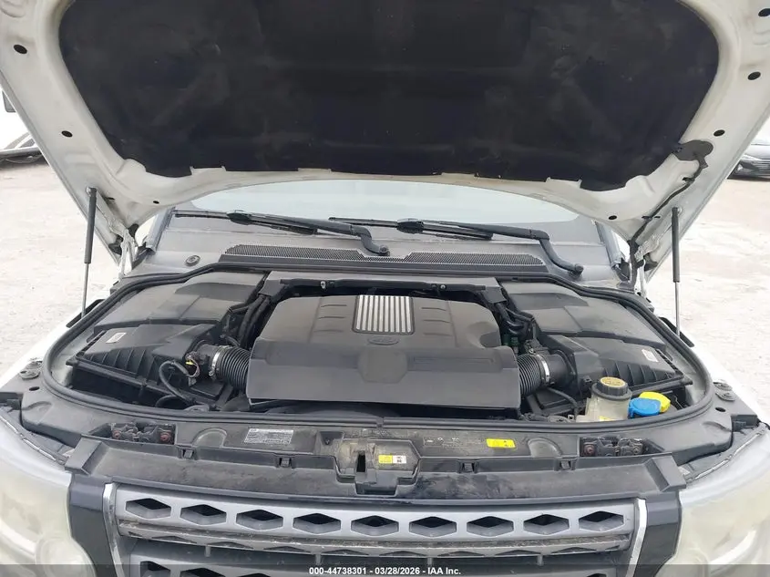 2016 LAND ROVER LR4  