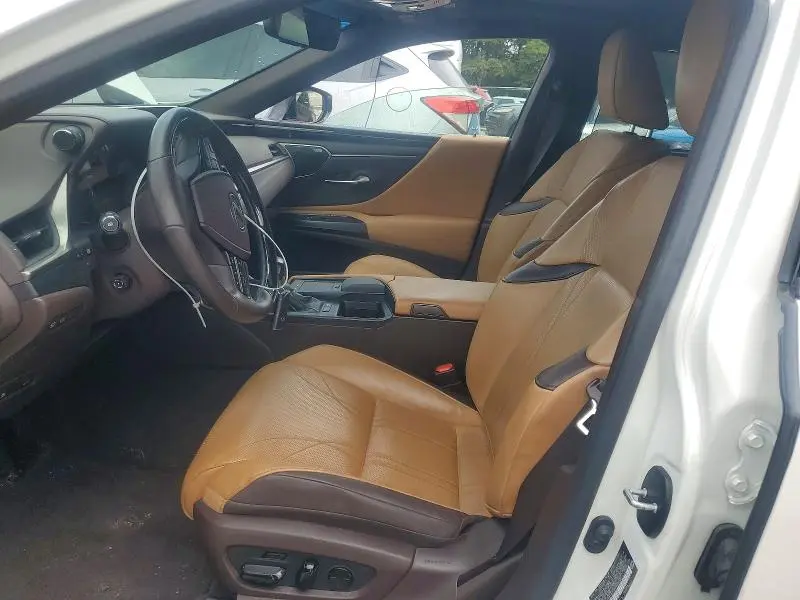 2021 LEXUS ES 300H ULTRA LUXURY  