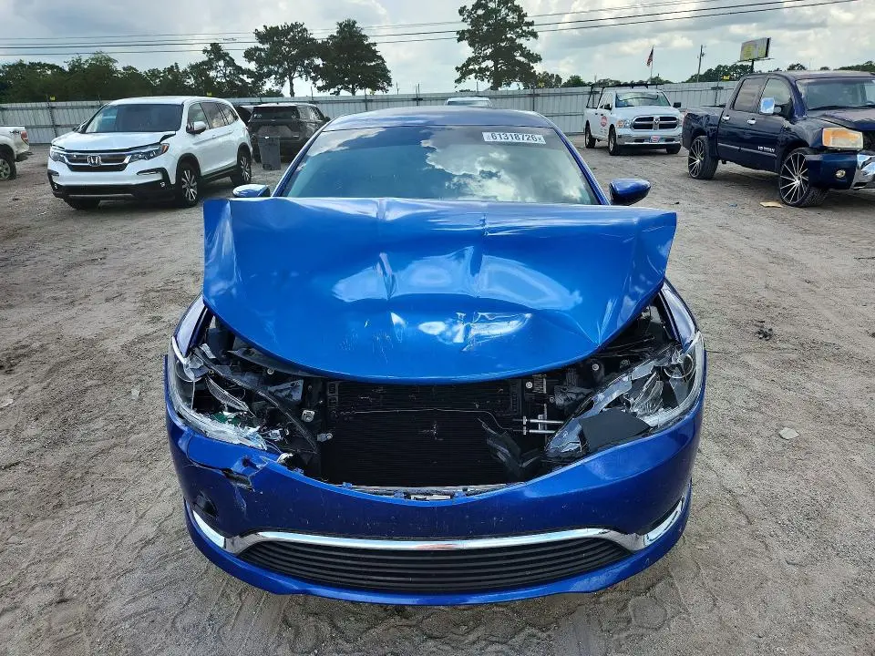 2016 CHRYSLER 200 LIMITED  