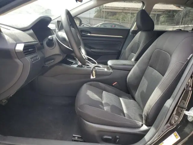 2021 NISSAN ALTIMA SV  