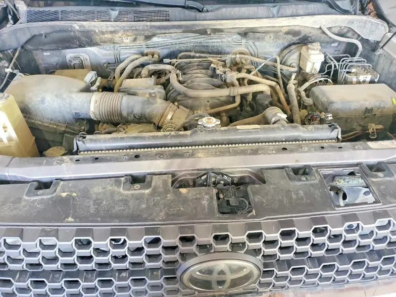 2018 TOYOTA TUNDRA SR5  