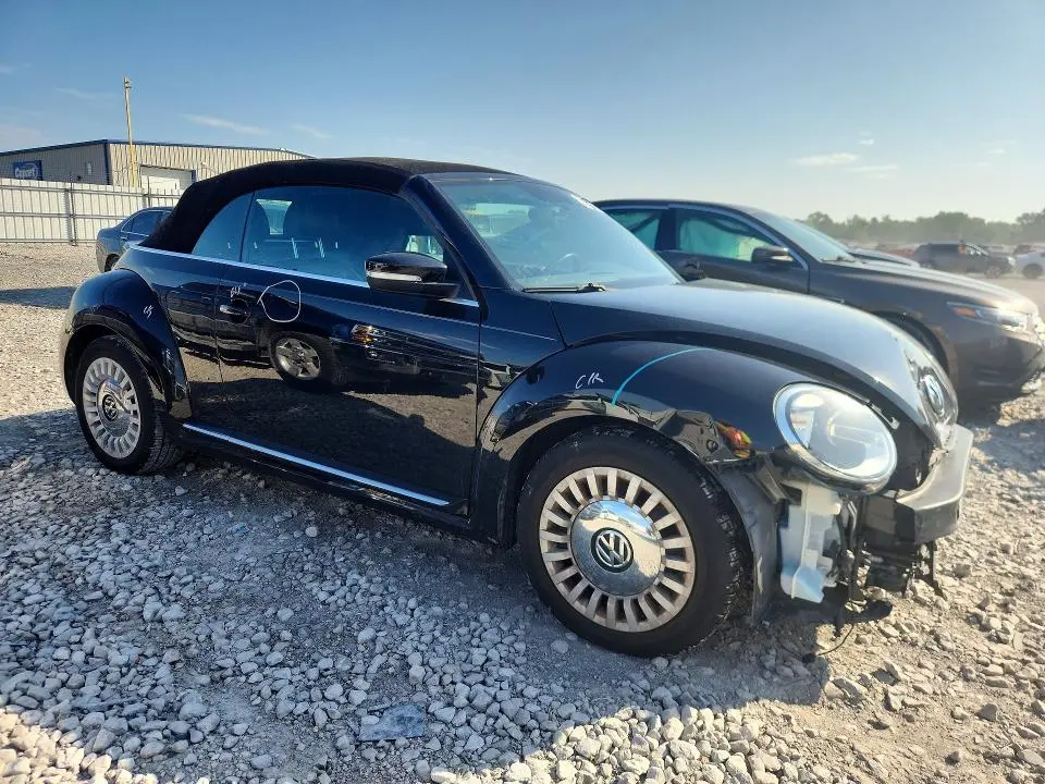 2014 VOLKSWAGEN BEETLE   