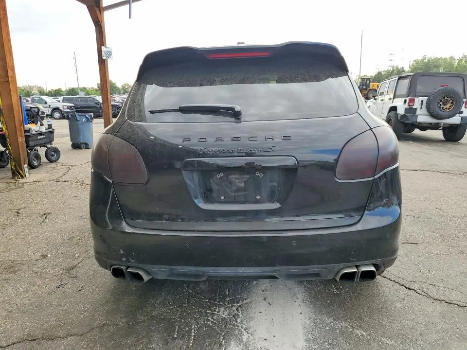 2014 PORSCHE CAYENNE TURBO  