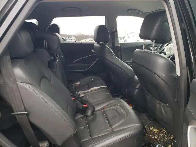 2017 HYUNDAI SANTA FE SE  
