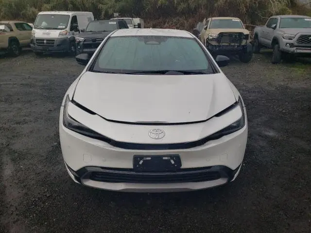 2024 TOYOTA PRIUS LE  