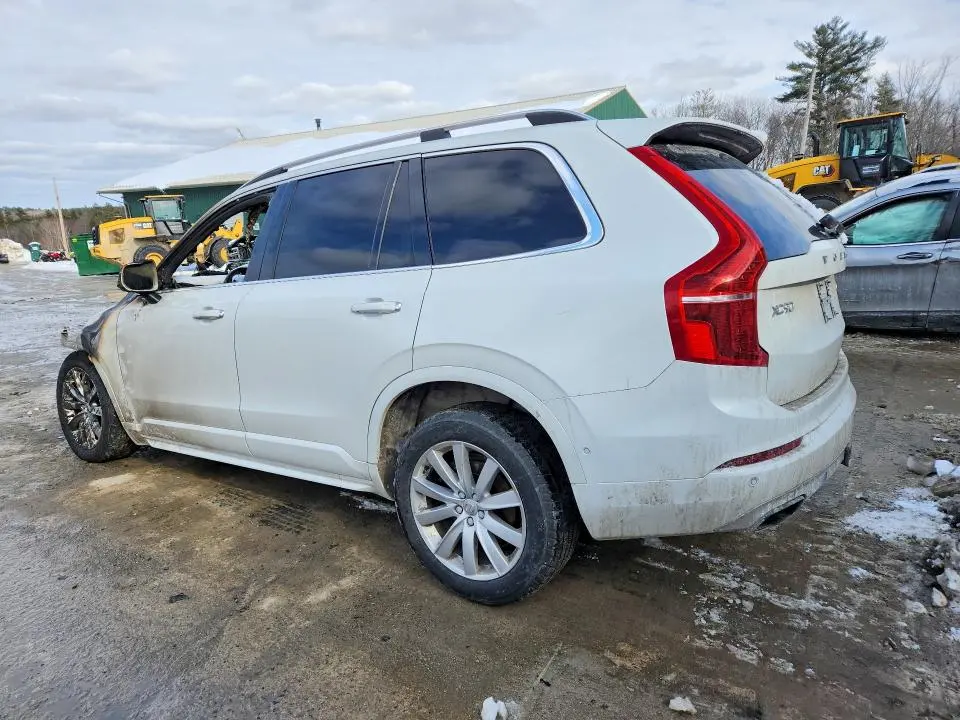 2016 VOLVO XC90 T6  