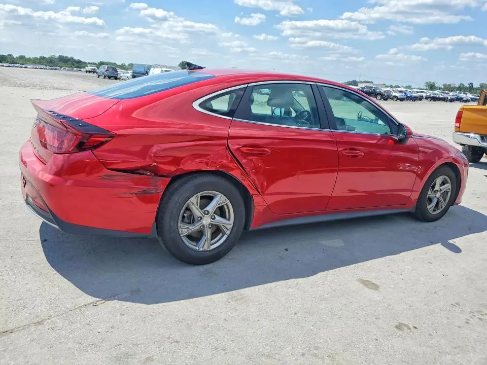 2021 HYUNDAI SONATA SE  