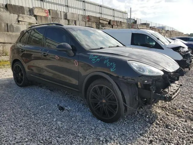 2014 PORSCHE CAYENNE   