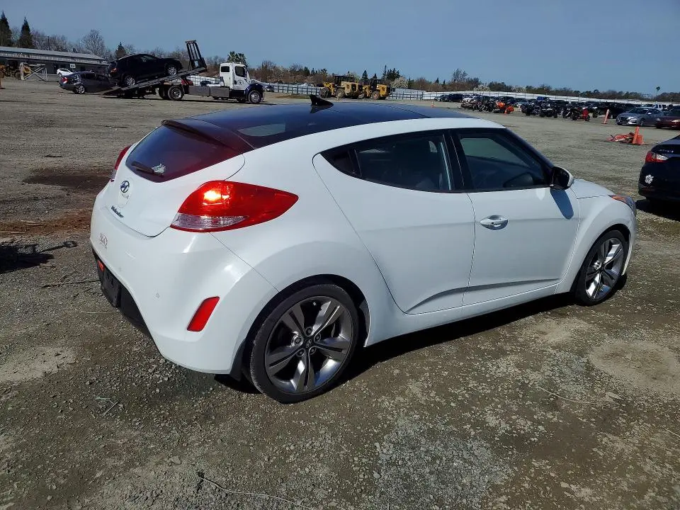 2013 HYUNDAI VELOSTER BASE  