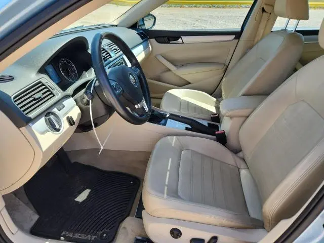 2012 VOLKSWAGEN PASSAT SE  