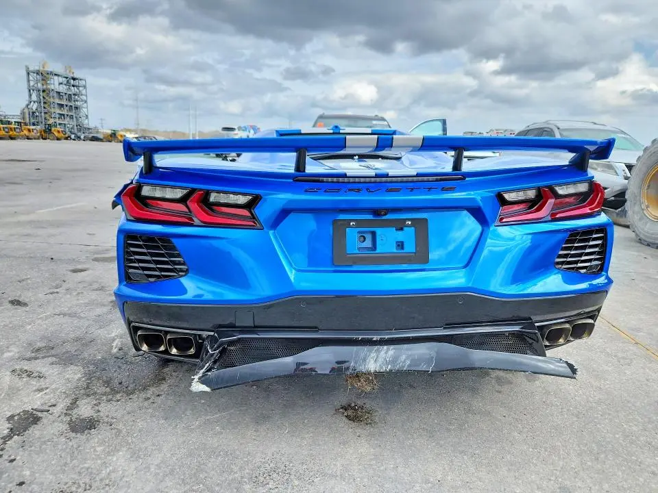 2025 CHEVROLET CORVETTE STINGRAY 2LT  