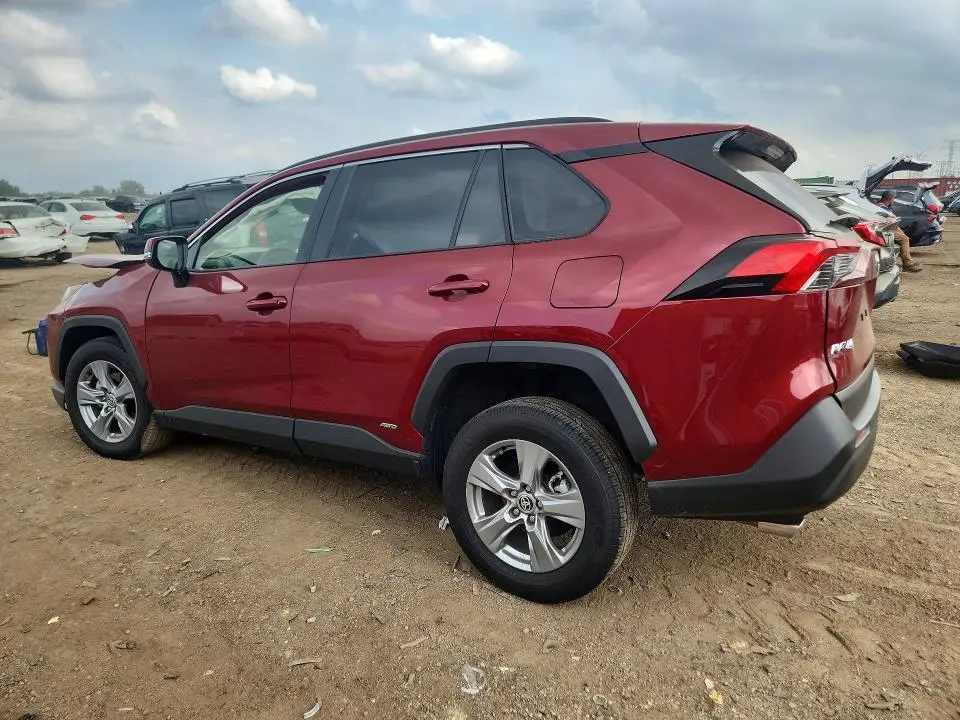 2025 TOYOTA RAV4 LE  