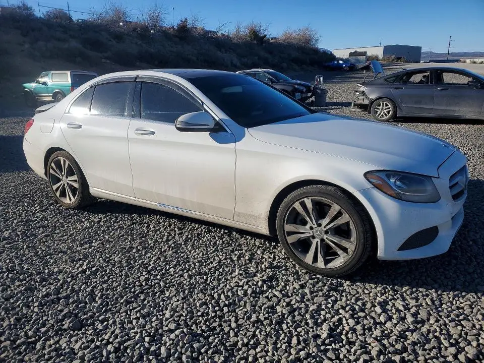 2018 MERCEDES-BENZ C 300  