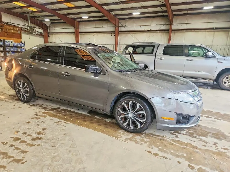 2011 FORD FUSION SE  