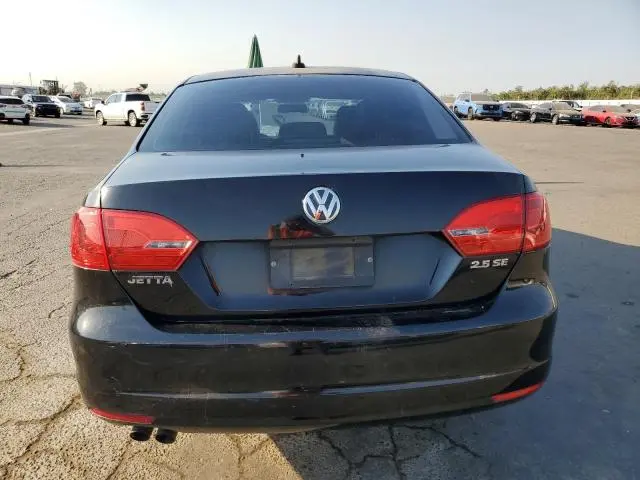 2013 VOLKSWAGEN JETTA SE  