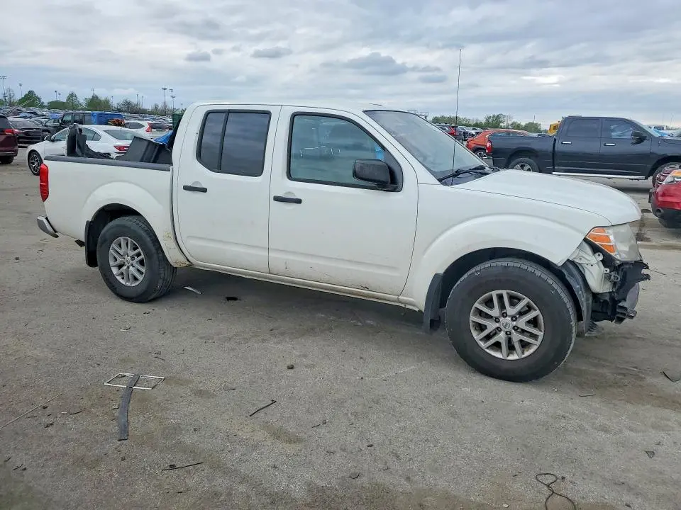2017 NISSAN FRONTIER SV  