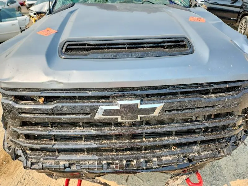 2025 CHEVROLET SILVERADO K3500 LT  