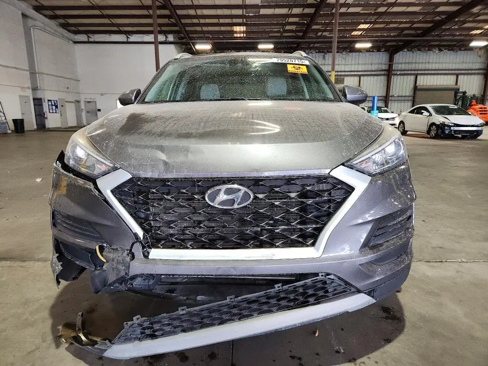 2020 HYUNDAI TUCSON SEL  