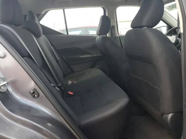2023 NISSAN KICKS S  