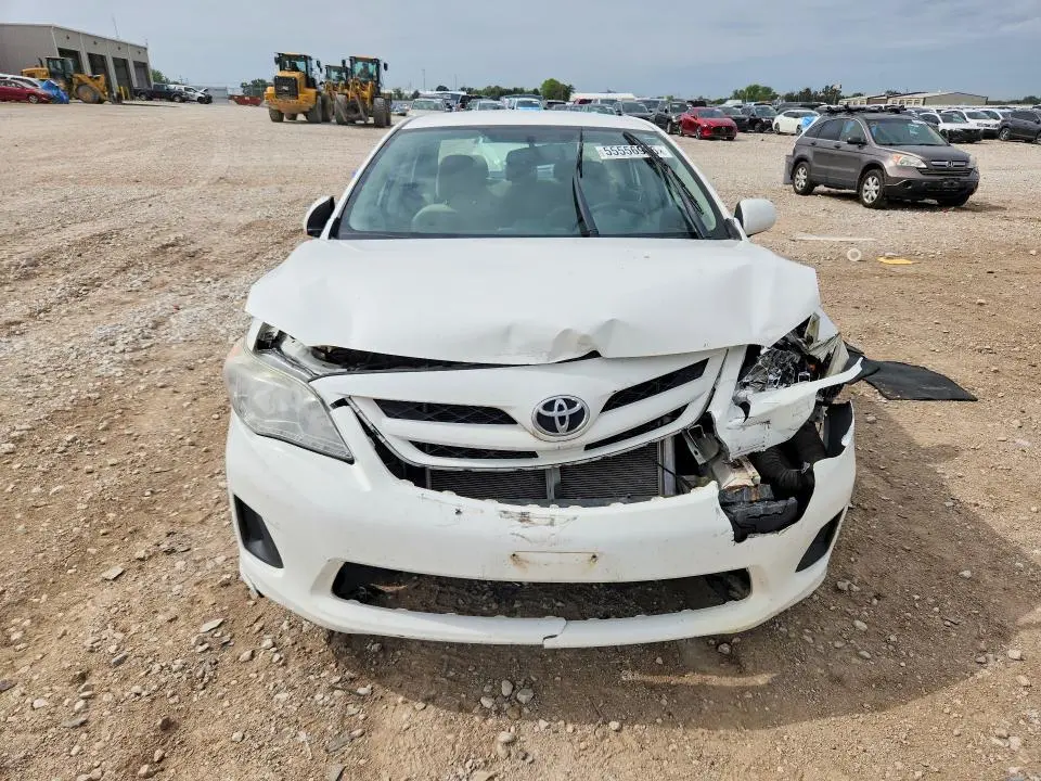 2012 TOYOTA COROLLA LE  